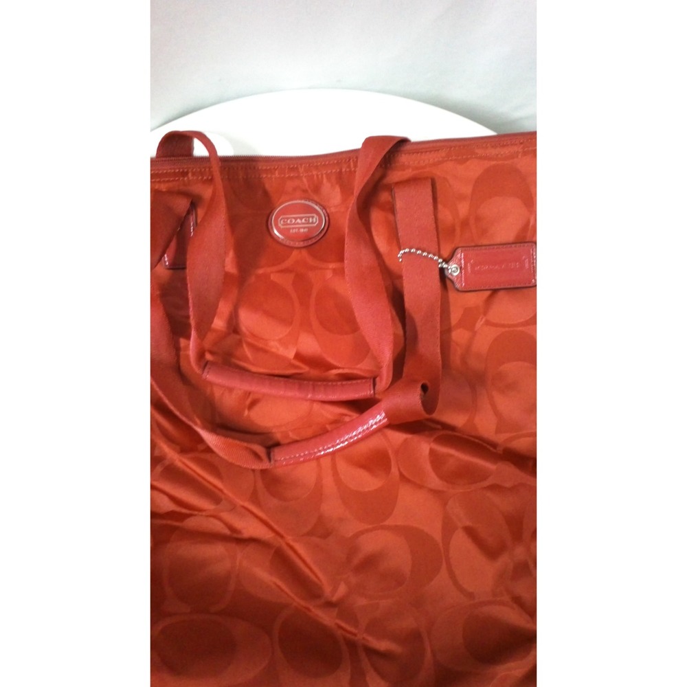Coach Red Signature Tote Bag‎ with dual handles - Picture 2 of 4